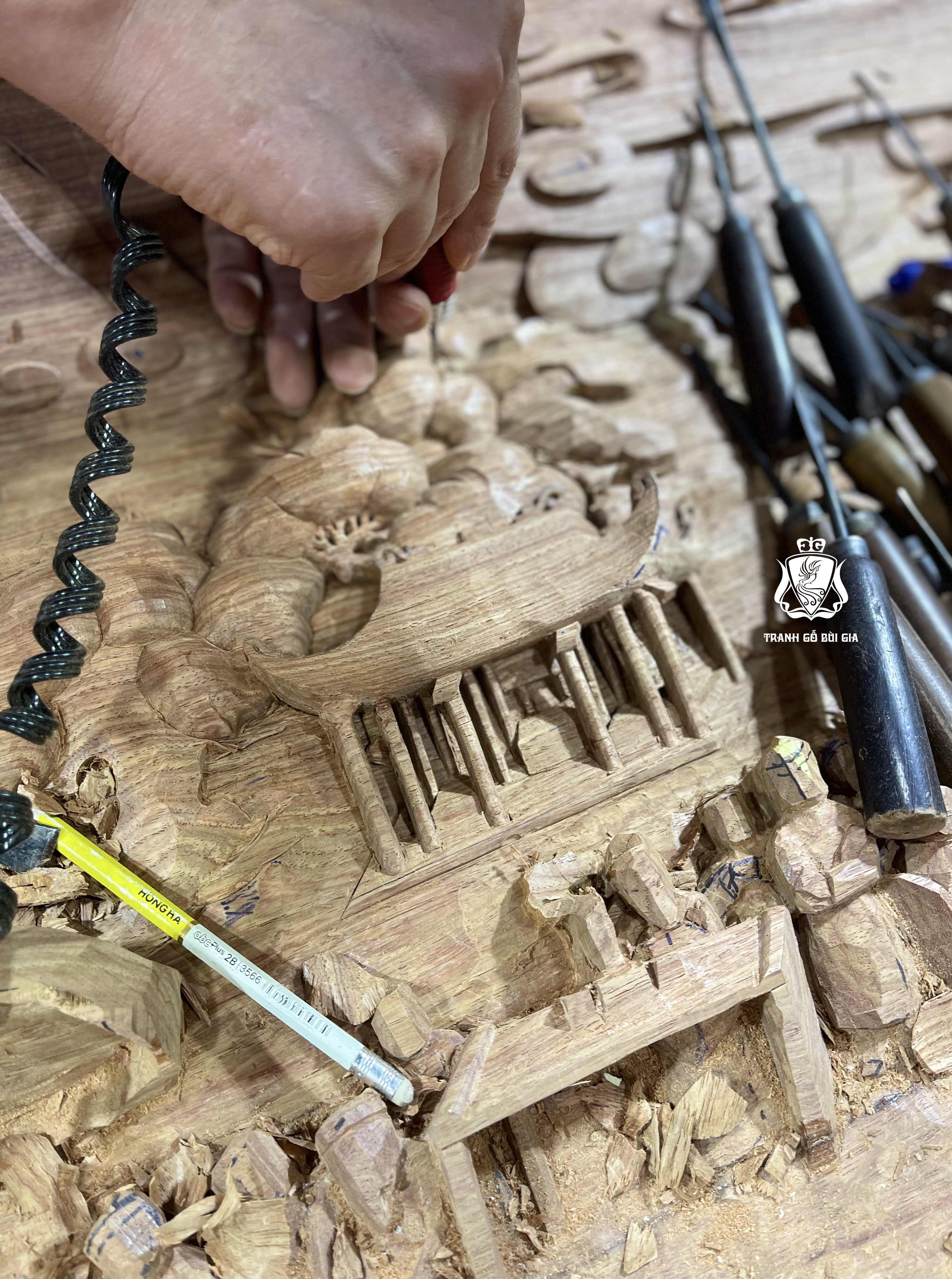 Nét đẹp của Quán Nghinh Hương được khắc trên gỗ