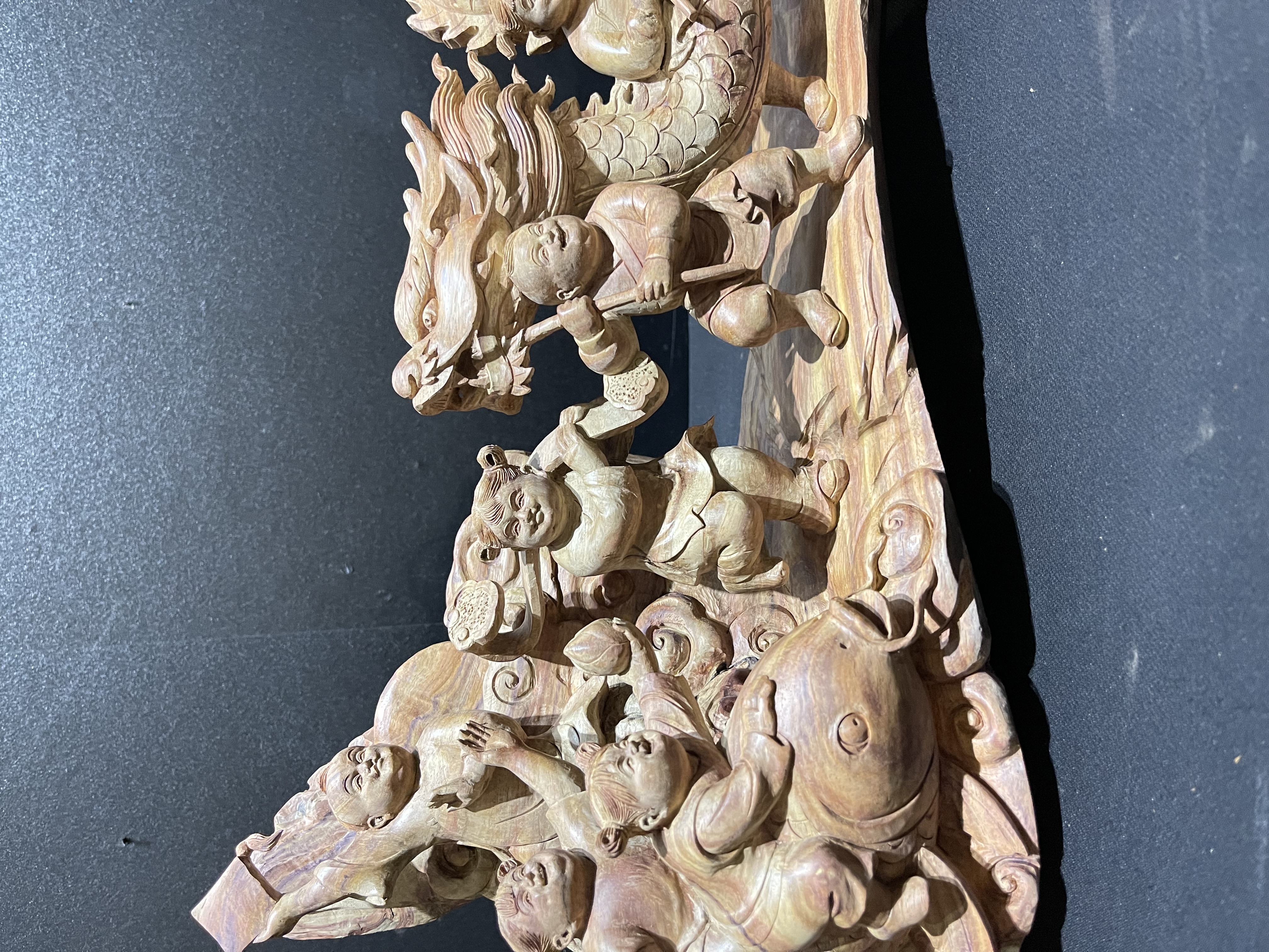 Cửu Tử Nghênh Phúc_ tác phẩm từ phôi gỗ quý